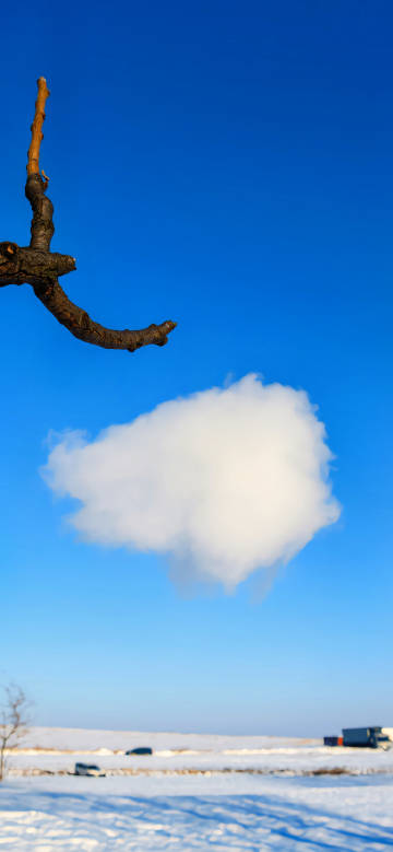 蓝天中的唯美云朵图片