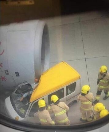 这撞的可是飞机！