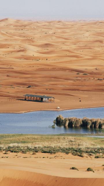 阿拉善壮丽沙漠绿洲迷人风光手机壁纸