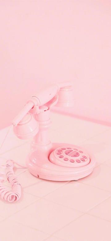 超级可爱的粉色小电话手机壁纸