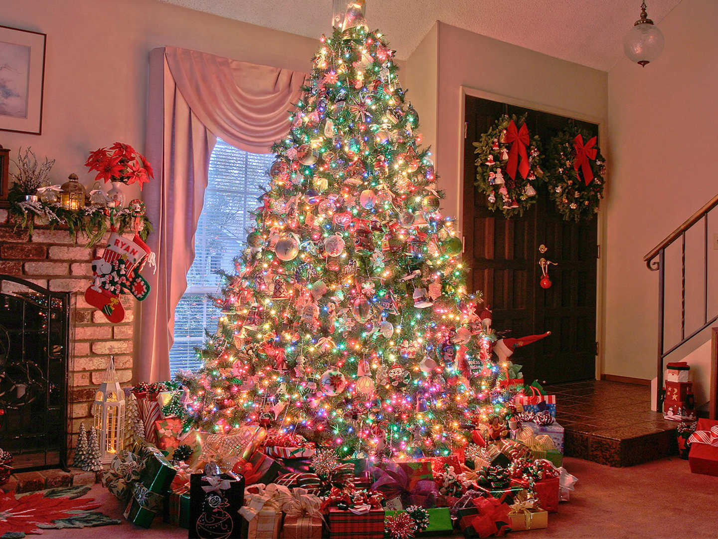 圣诞节唯美圣诞树高清图片平板壁纸