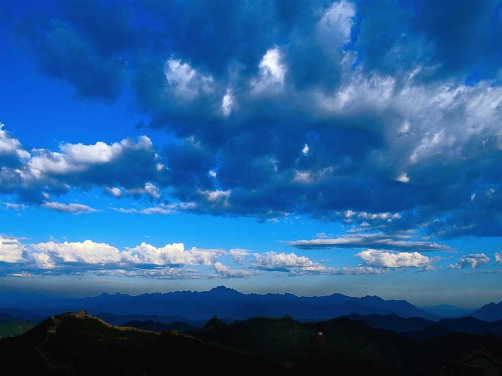 唯美自然风景蓝天白云安卓平板壁纸