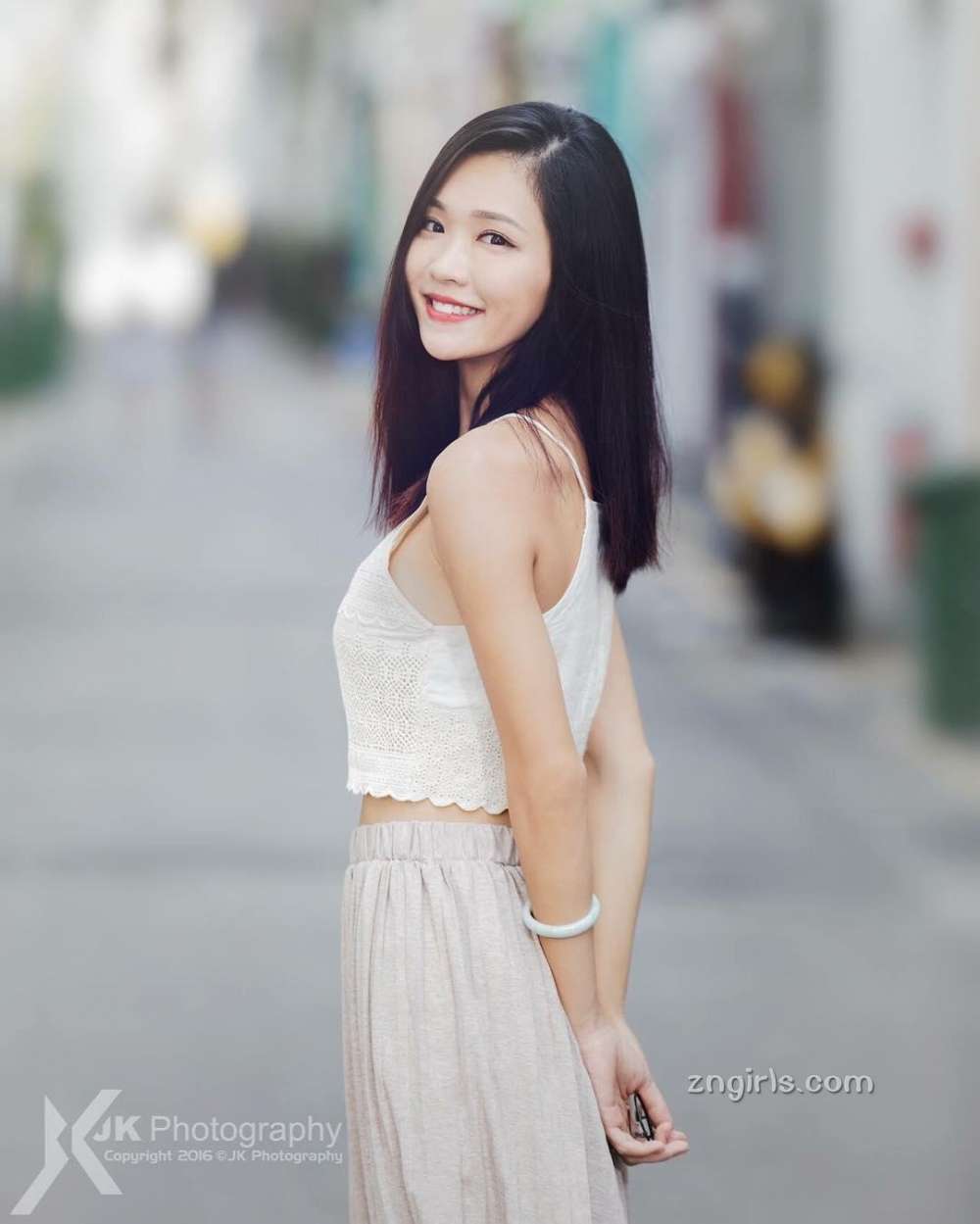 时尚美女李居利高清私房图片