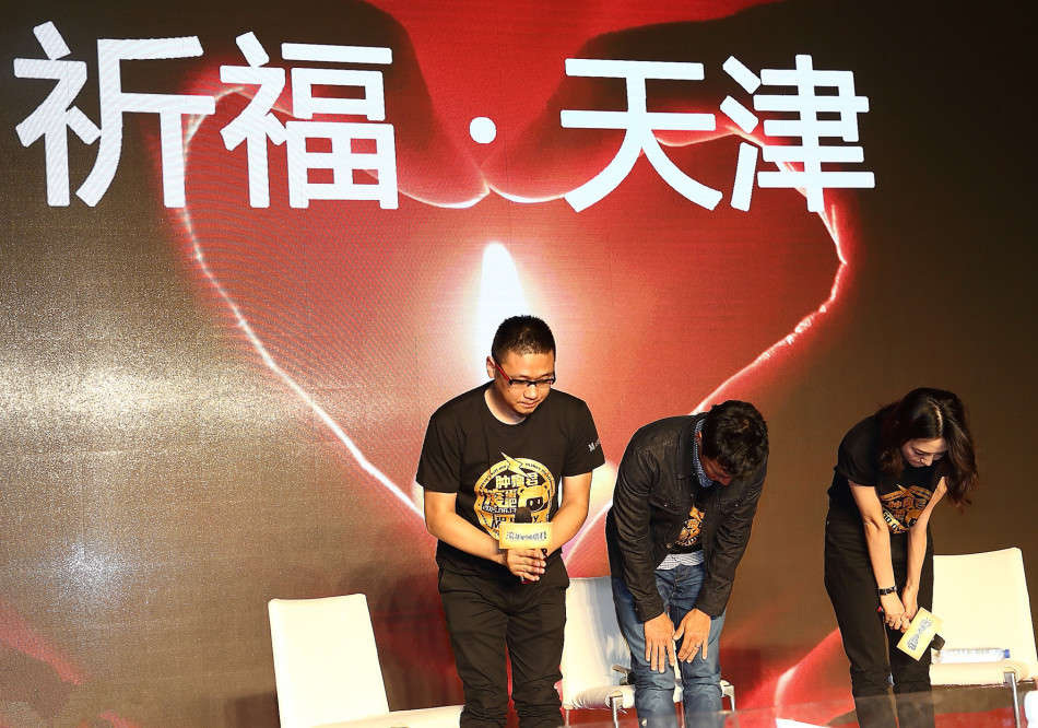 《滚蛋吧，肿瘤君》发布会 为天津祈福