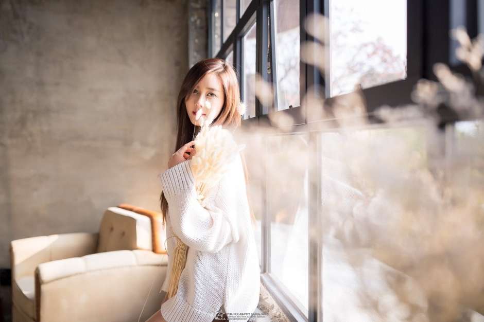 韩国模特尹惠熙私房写真唯美迷人