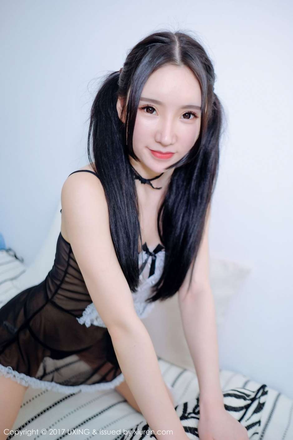 可爱美女周于希女仆装性感写真