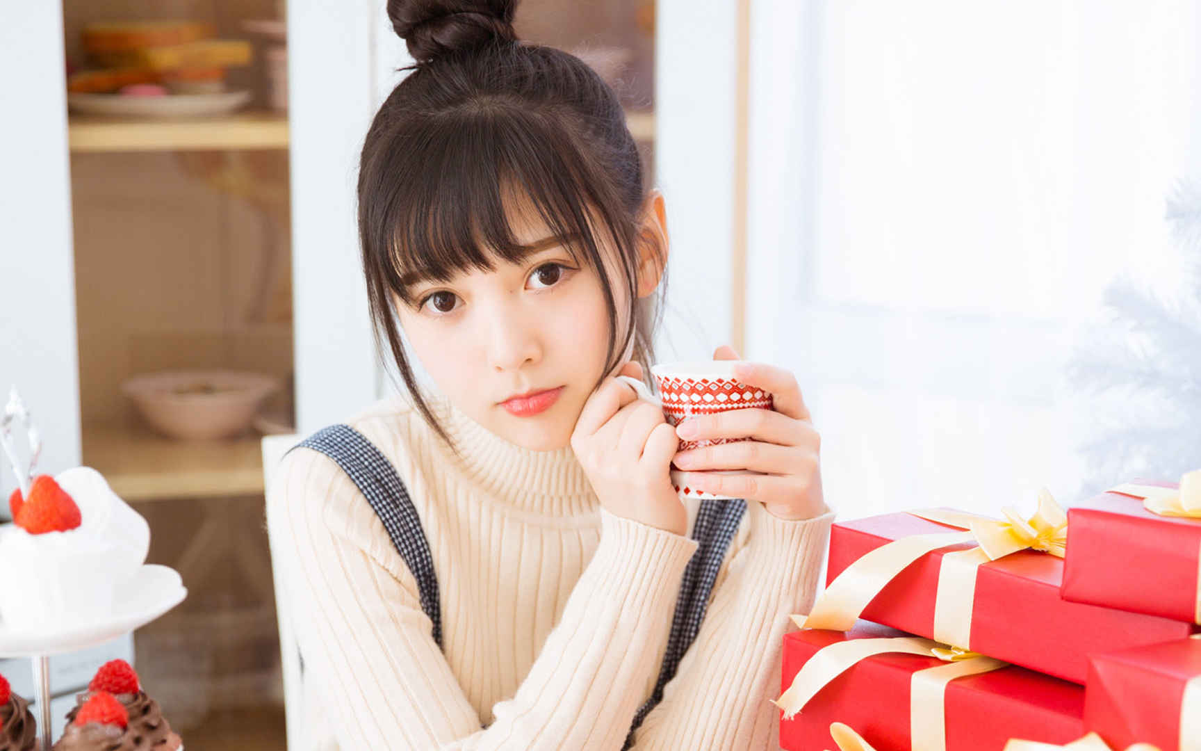 娃娃脸童颜美女图片