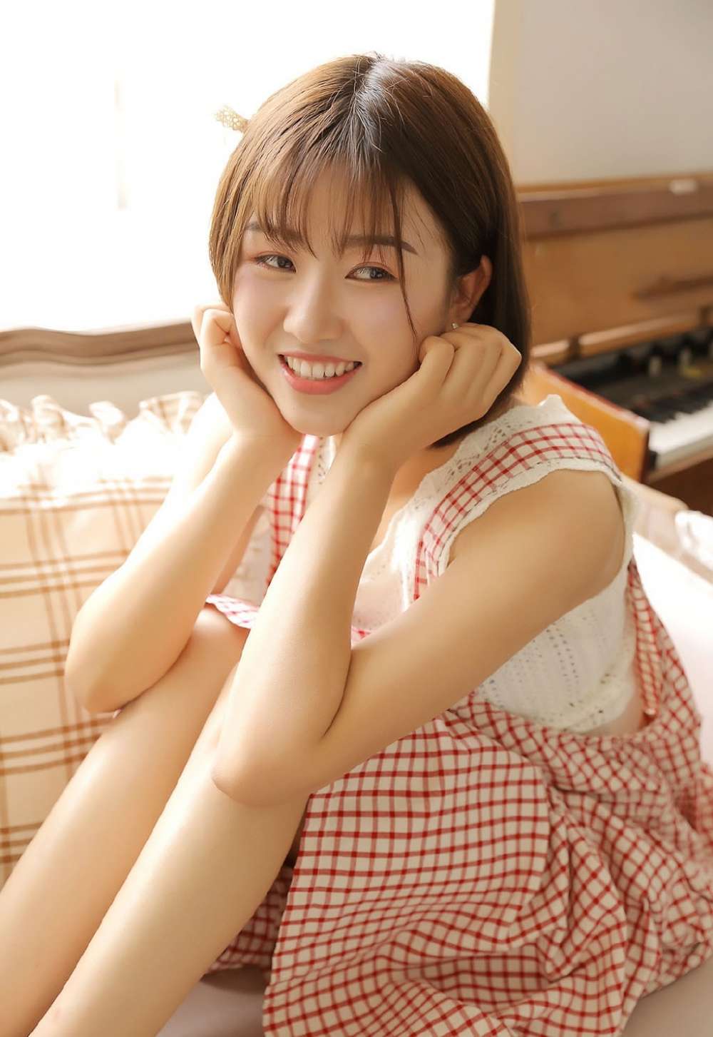 尤果网娜依灵儿性感妖娆写真套图