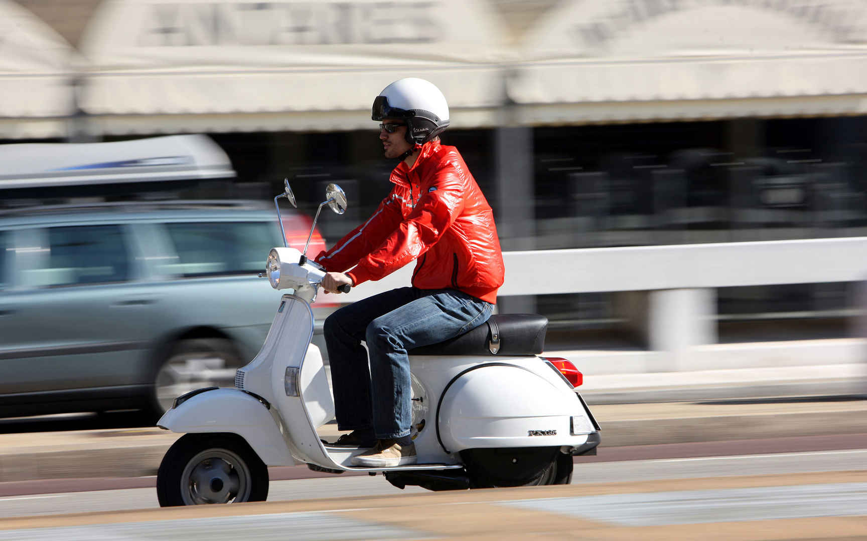 Vespa PX 125摩托车壁纸