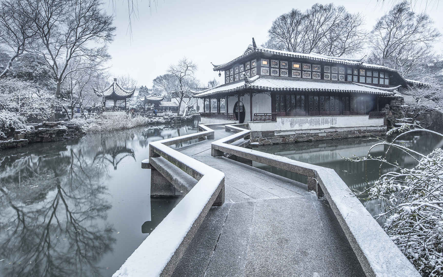 冬季苏州拙政园雪景图片壁纸