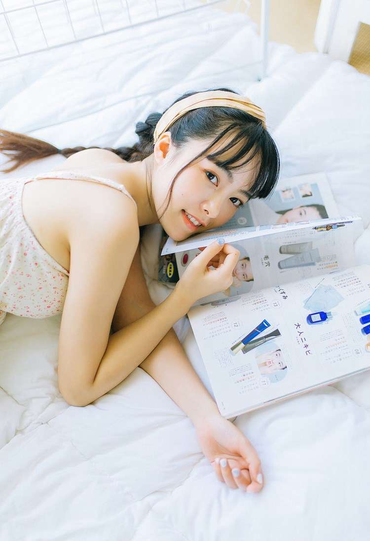 动感小站美女布布美臀诱惑高清写真