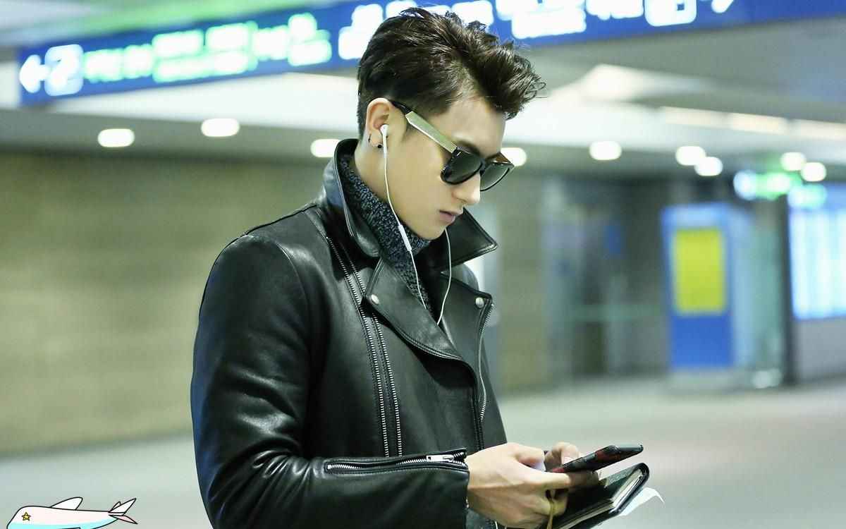 2014年12月EXO深圳飞往韩国机场时尚写真黄子韬图片写真