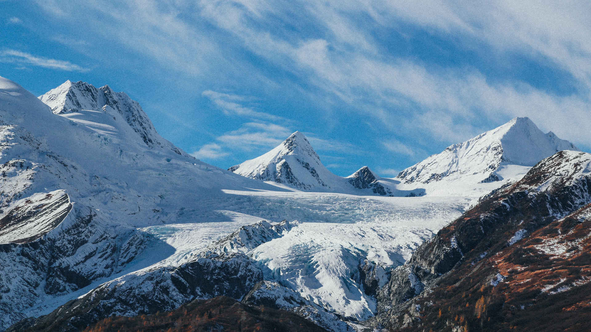 寒冷的雪山图片大全