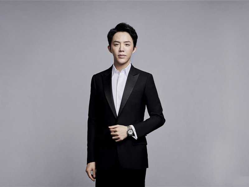 钢琴王子李云迪写真ipad壁纸图片