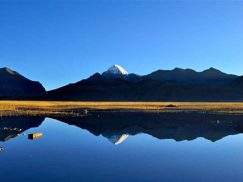 西藏阿里唯美风景平板桌面壁纸