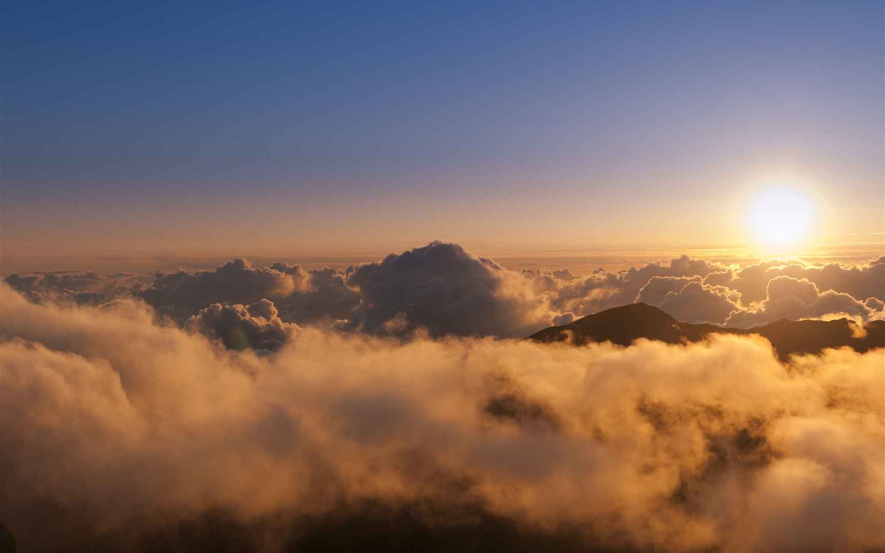 唯美天空云层图片壁纸