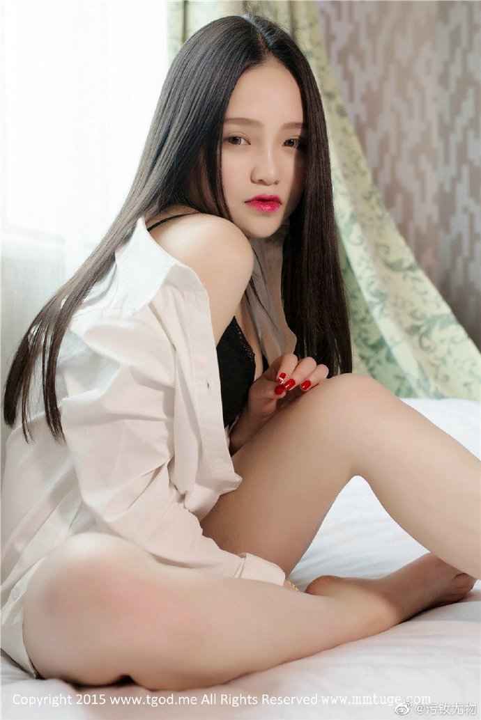 推女神长发佩佩Cassie