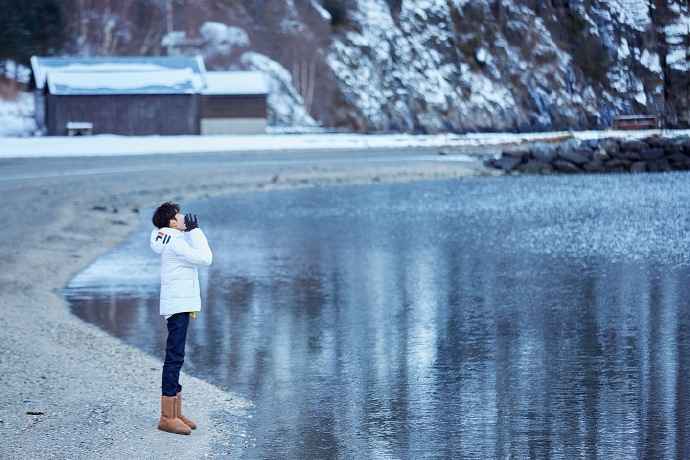 冰雪大使王源挪威雪地儒雅帅气写真图片