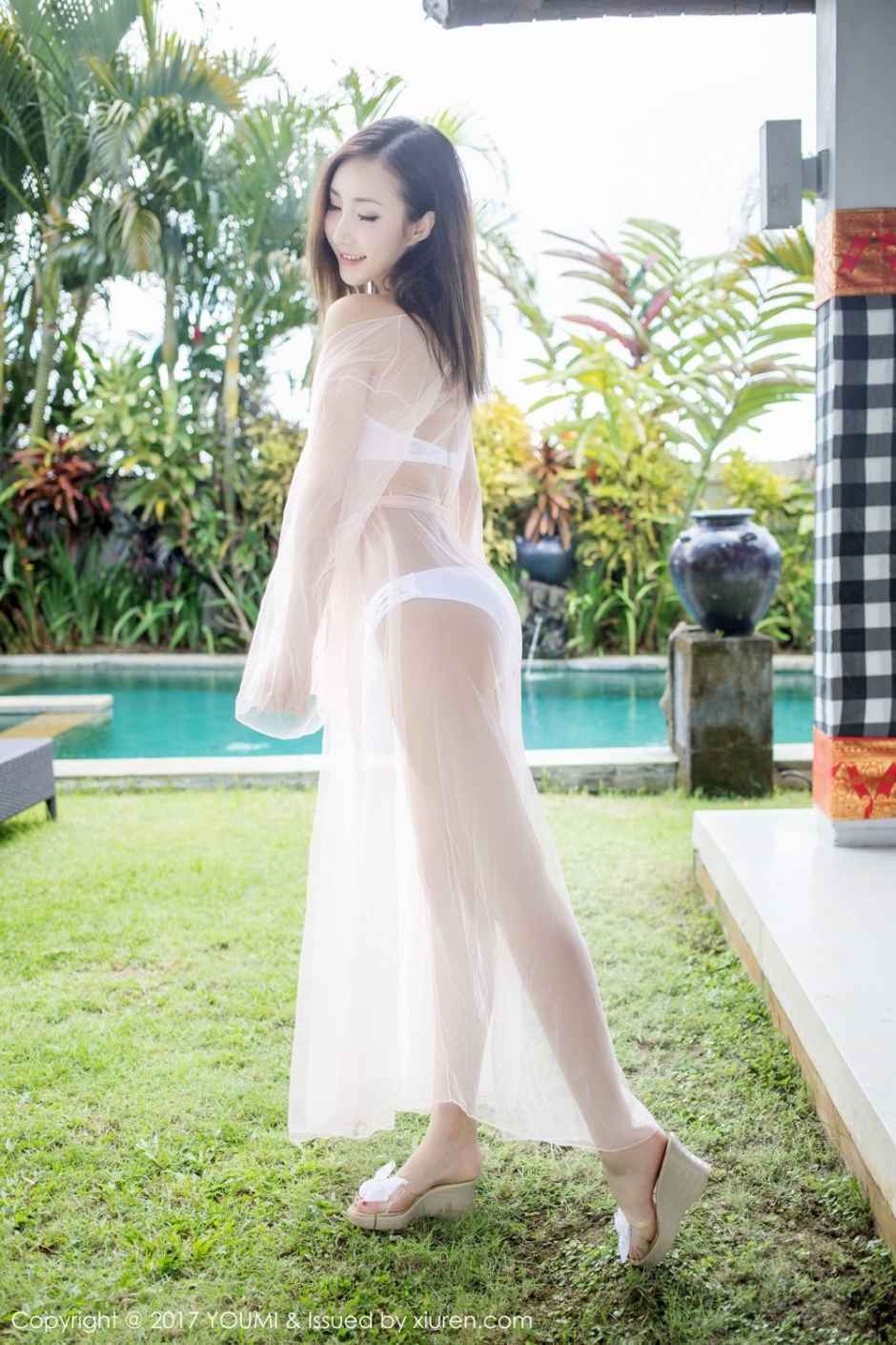 美女模特尤美Yumi比基尼清纯写真