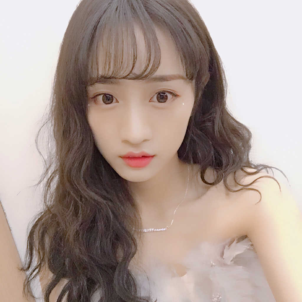 SNH48黄婷婷性感朦胧活动写真图片