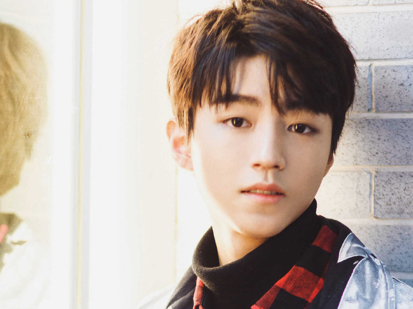 TFBOYS王俊凯帅气写真高清图片平板壁纸