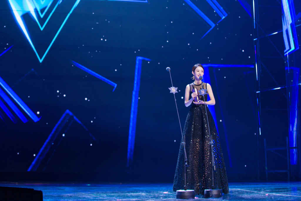 赵丽颖获年度电视剧女演员性感图片