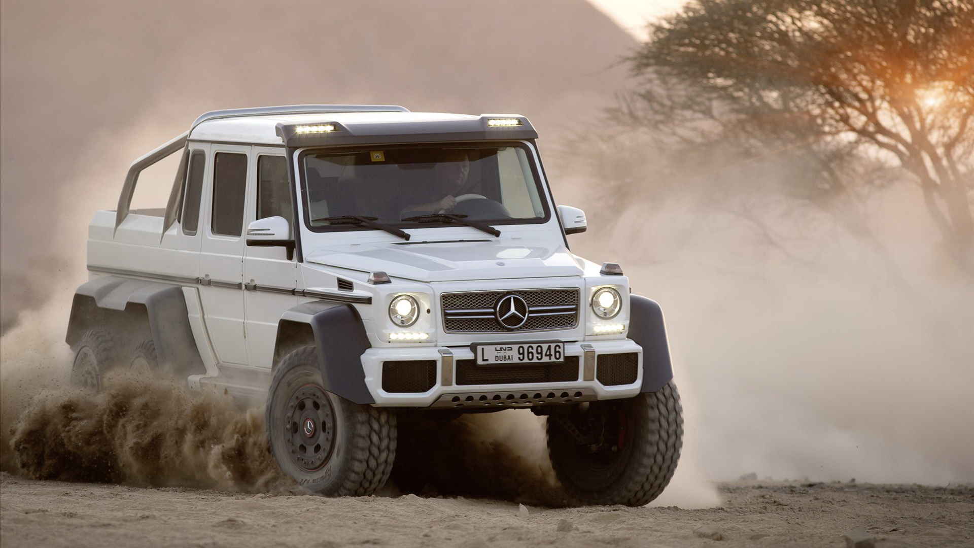 2013奔驰越野车 G63 AMG 6X6壁纸(上)