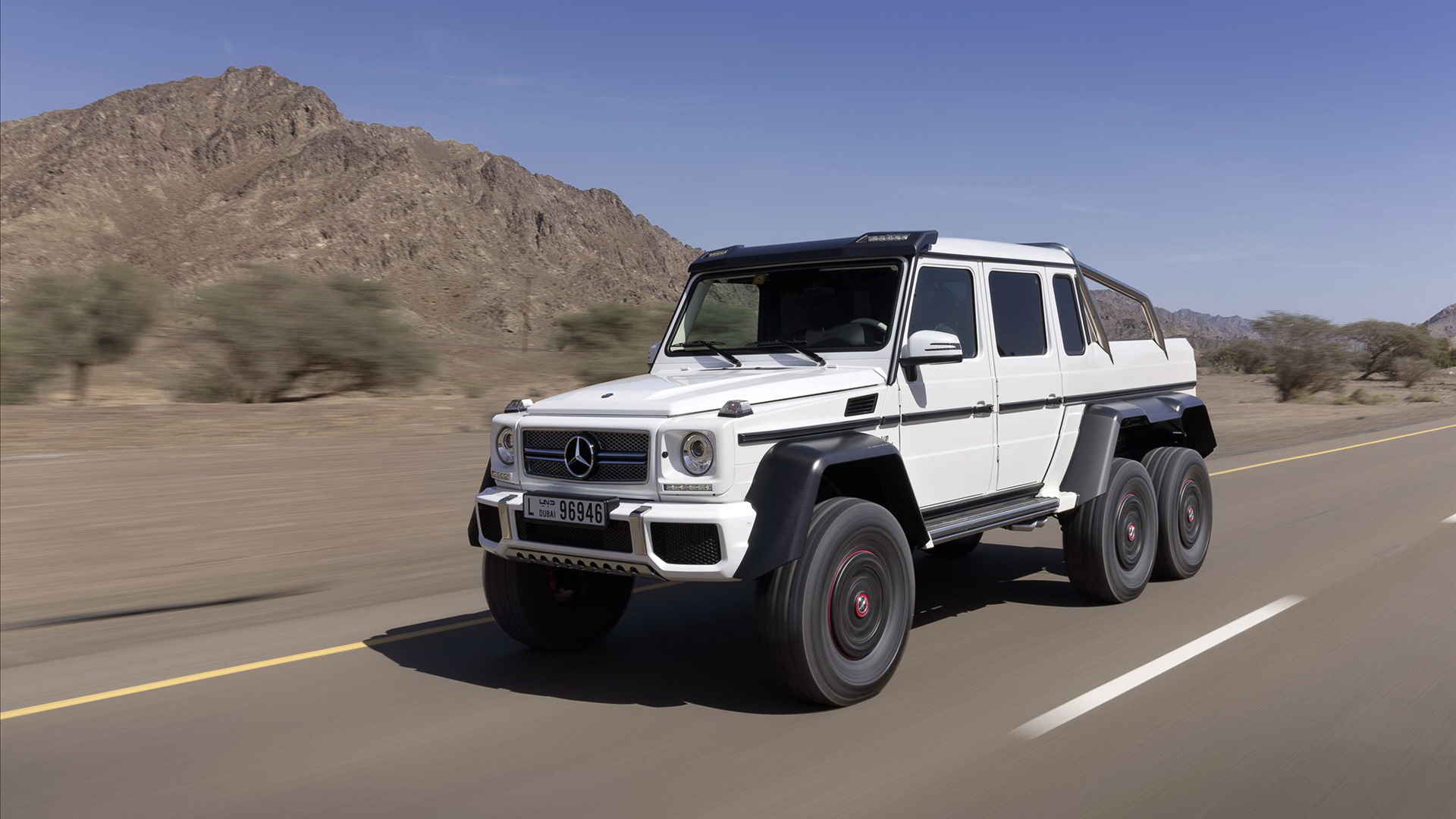 2013奔驰越野车 G63 AMG 6X6壁纸(上)