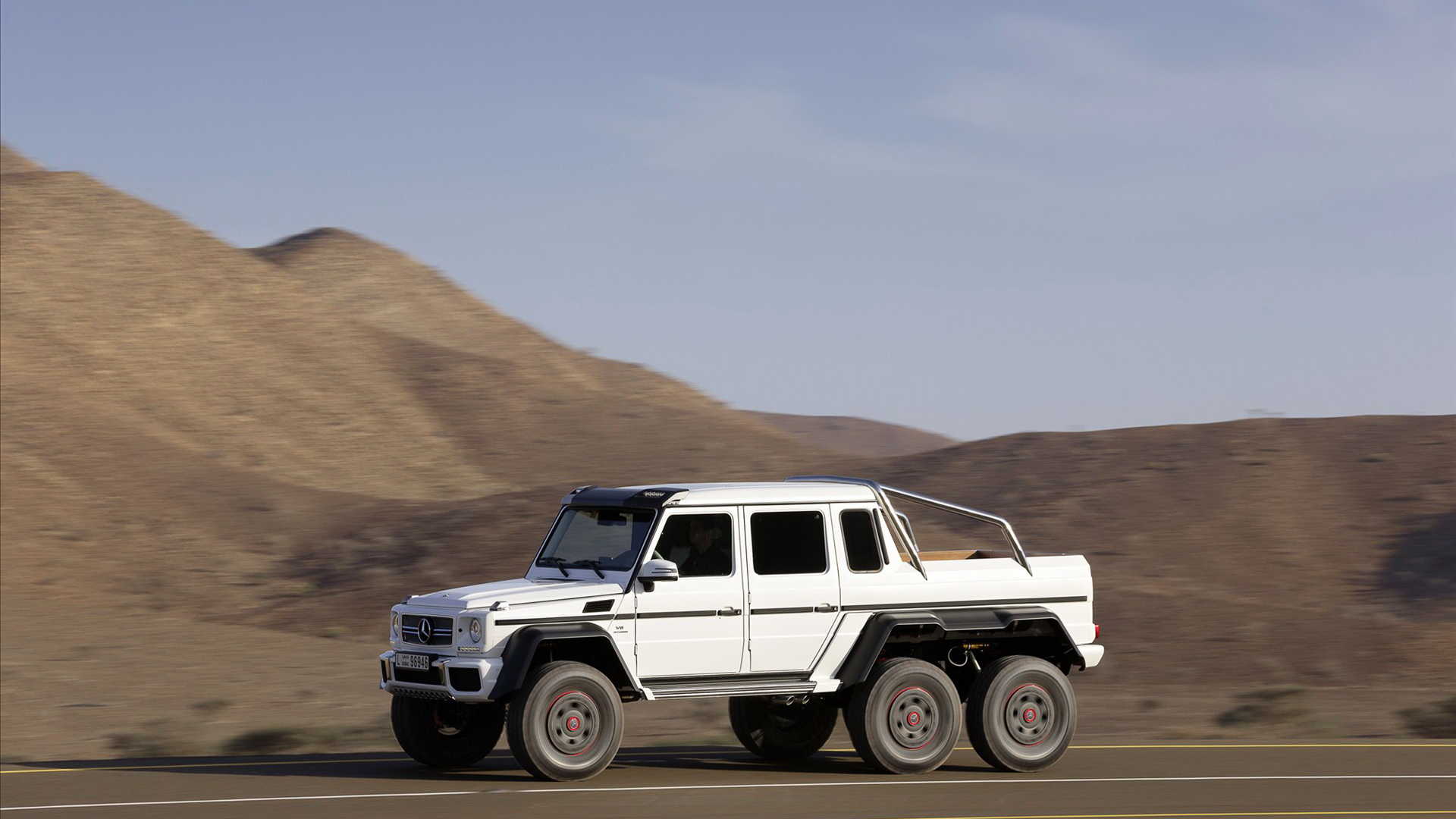 2013奔驰越野车 G63 AMG 6X6壁纸(上)