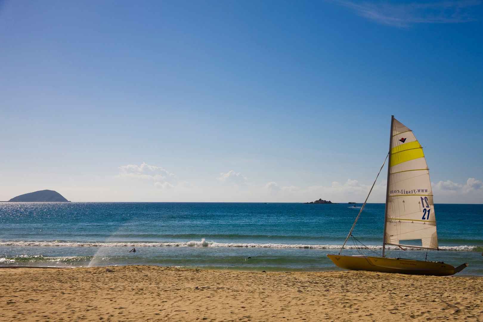 亚龙湾海滩(沙滩)壁纸