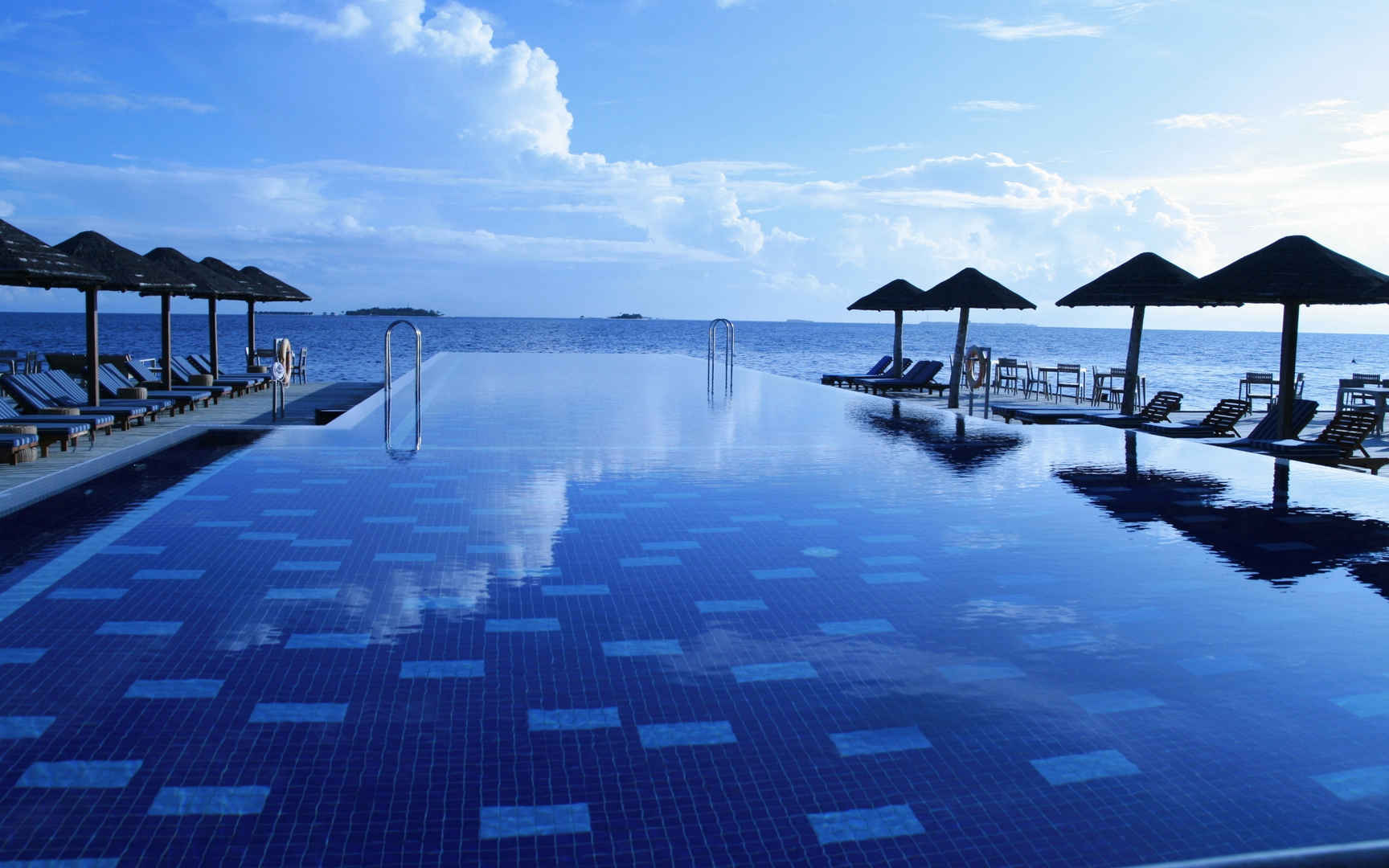 马尔代夫尼亚玛岛Two-Bedroom Ocean Pool Pavilion 两卧室海景泳池别墅,尼亚玛岛酒店攻略 - wee旅