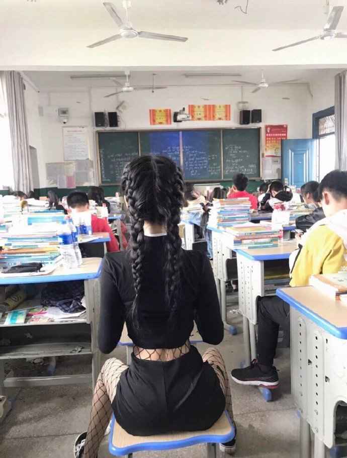 正式开学了，怀念啊 ​​​​