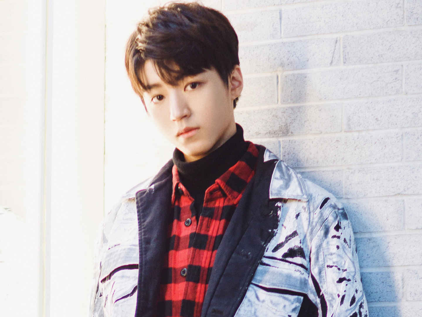 TFBOYS王俊凯帅气写真高清图片平板壁纸