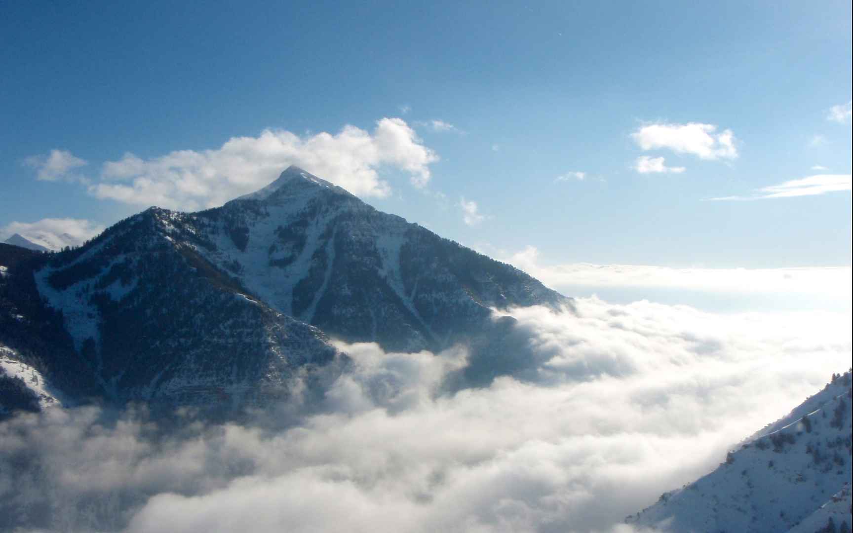 唯美天空云层图片壁纸