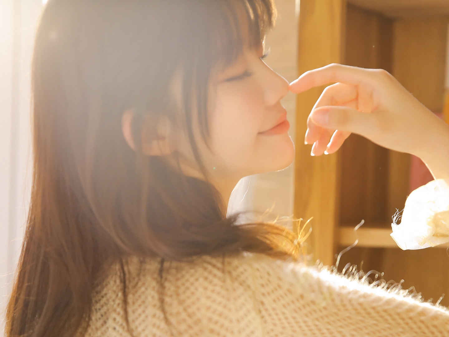 气质大眼美女私房甜美写真图片平板壁纸