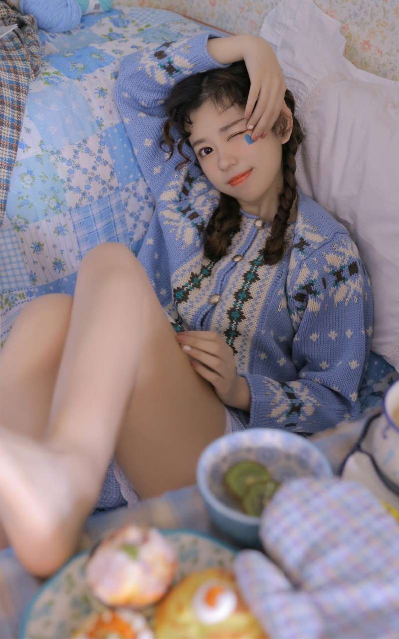 克拉女神麻豆吴倩倩女仆装诱人写真