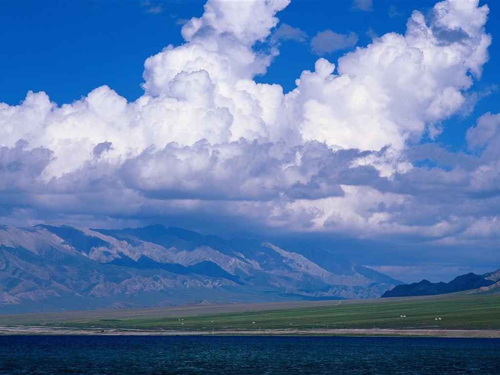 唯美自然风景蓝天白云安卓平板壁纸
