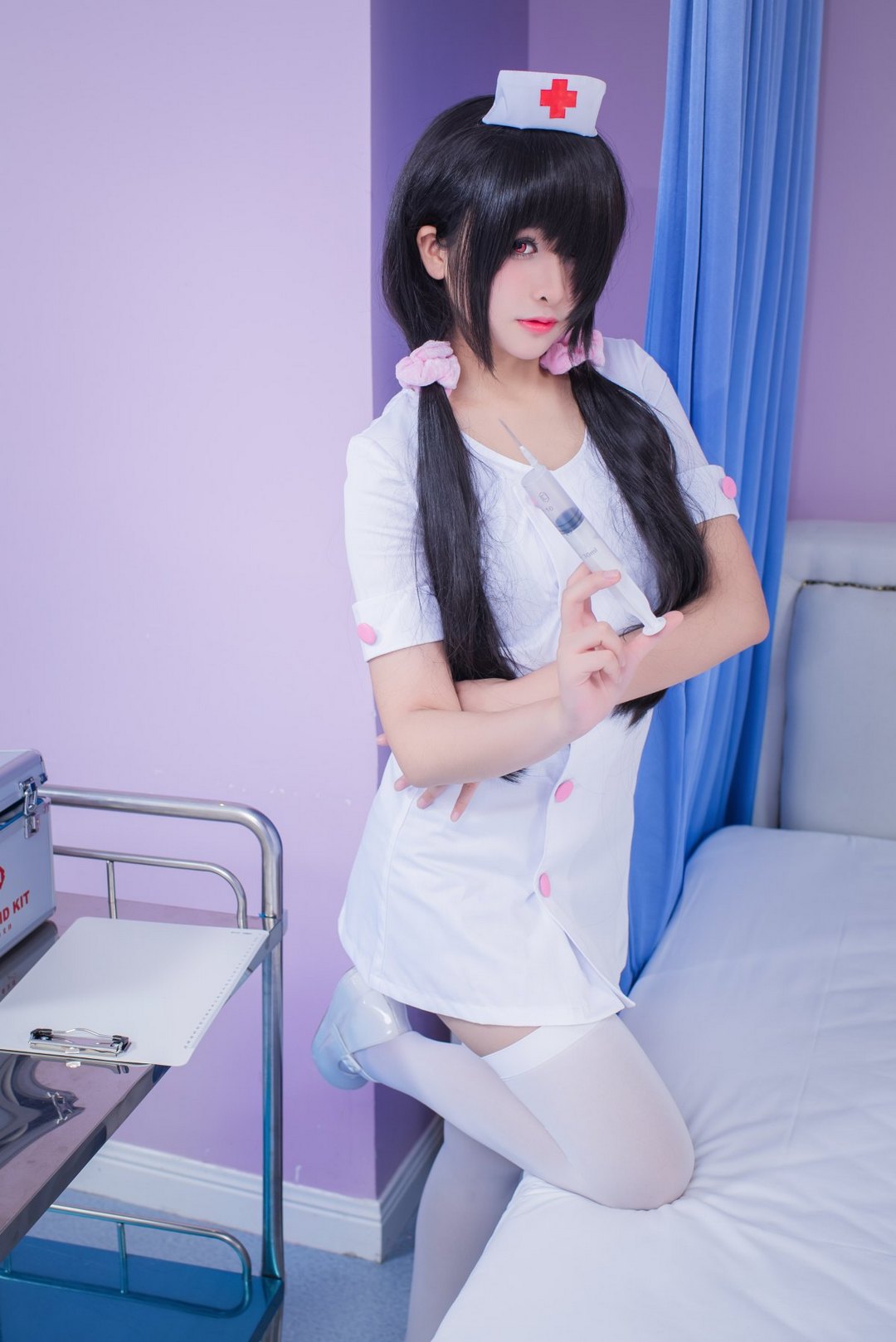 白丝护士制服美女cosplay动漫美女时崎狂三