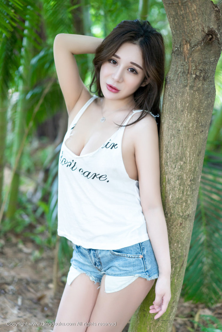 90后性感美女陈嘉瑶AYomi美腿写真 90后长腿mm图片