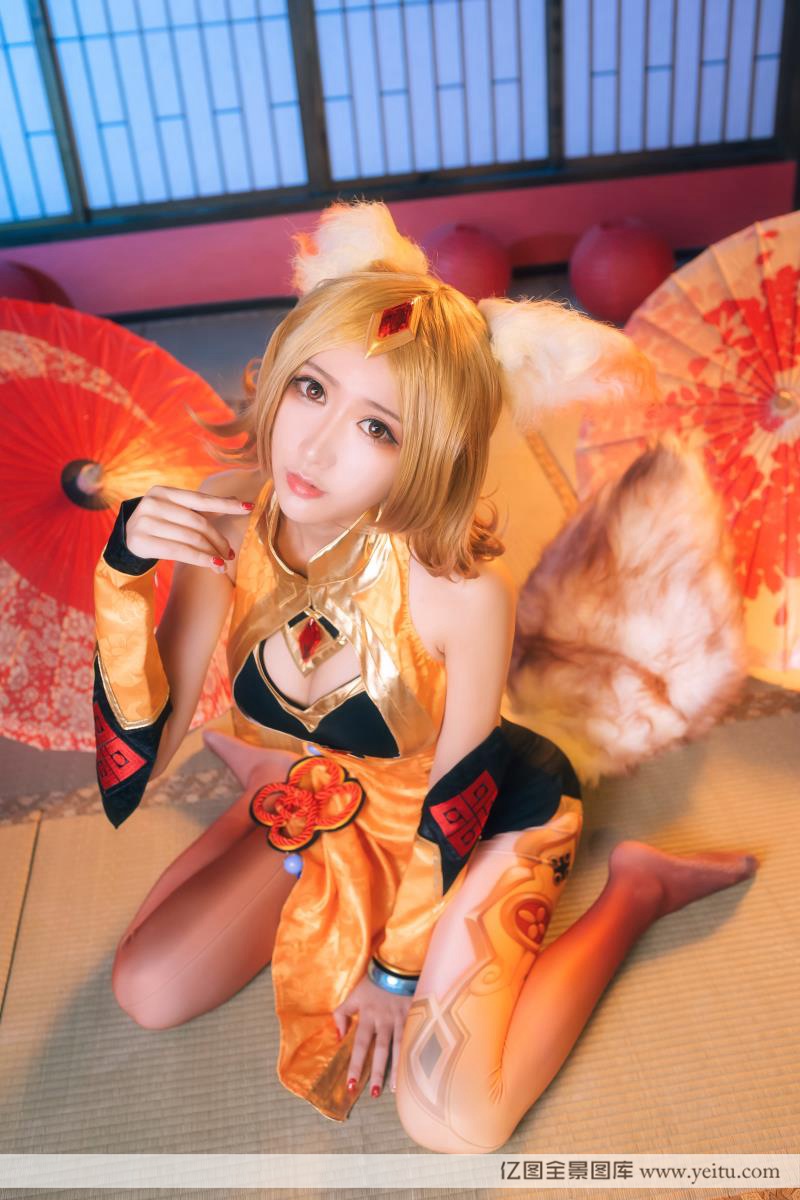 萝莉姐妹花COSPLAY王者荣耀妲己福利写真