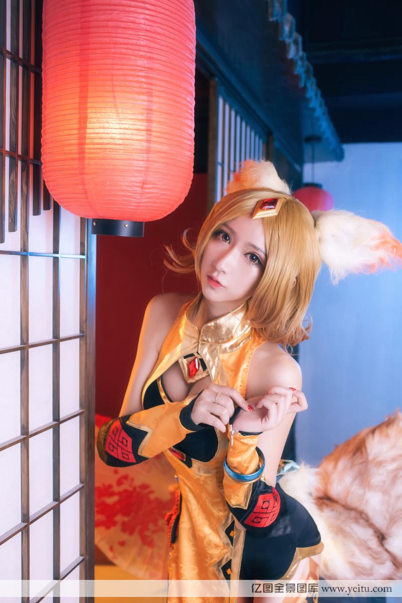 萝莉姐妹花COSPLAY王者荣耀妲己福利写真