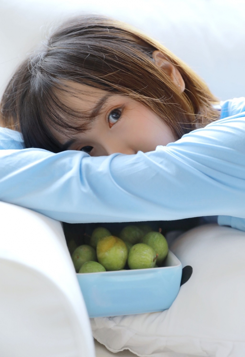 半熟少女美腿玉足性感撩人热图写真