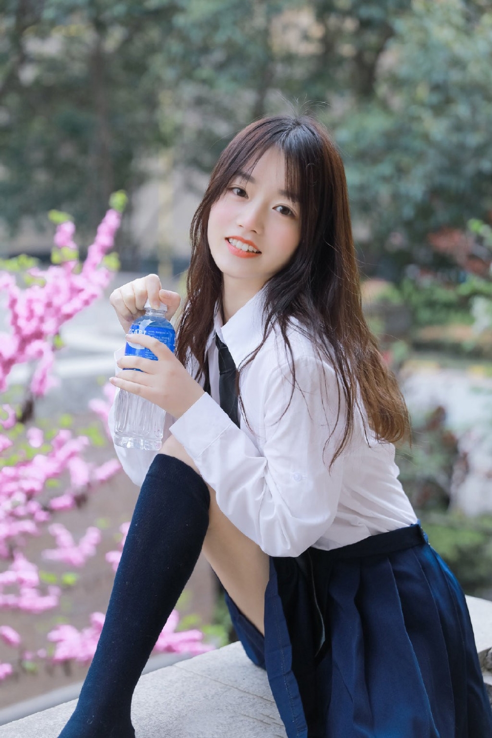 jk制服美女学生妹美腿清纯写真图片