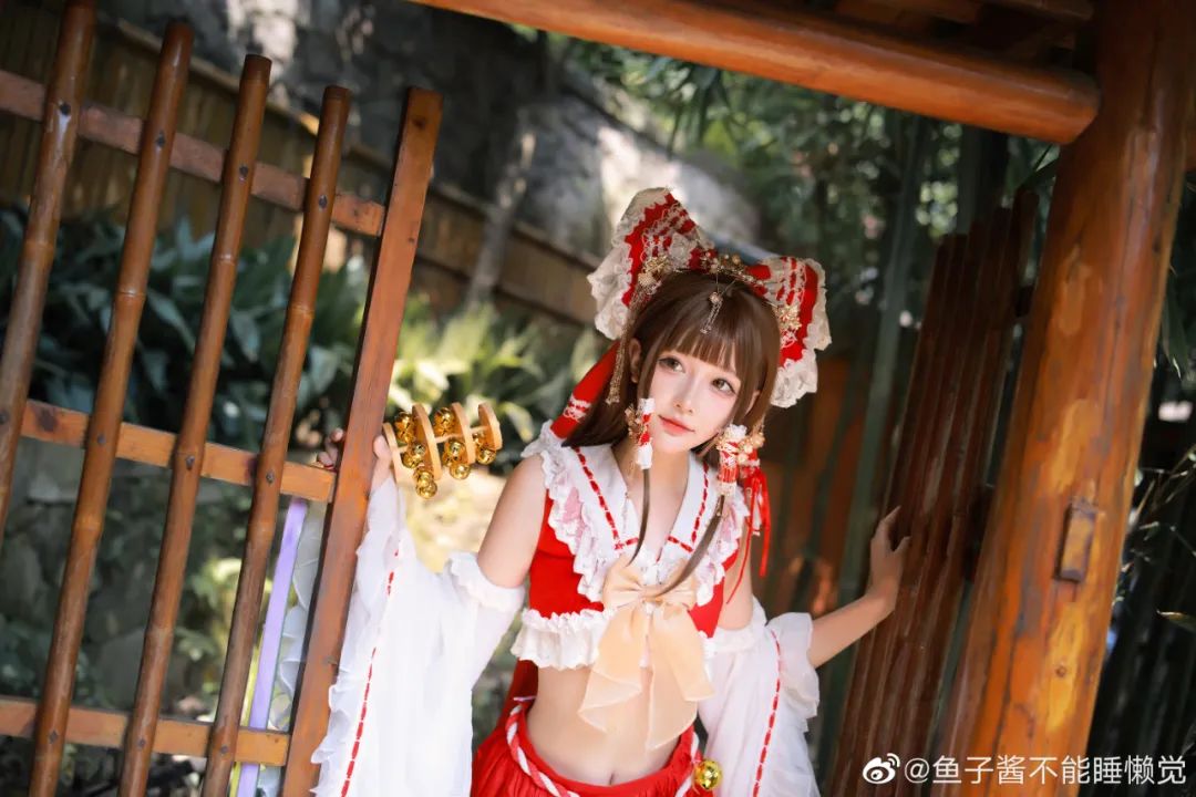 神社巫女！《东方Project》博丽灵梦